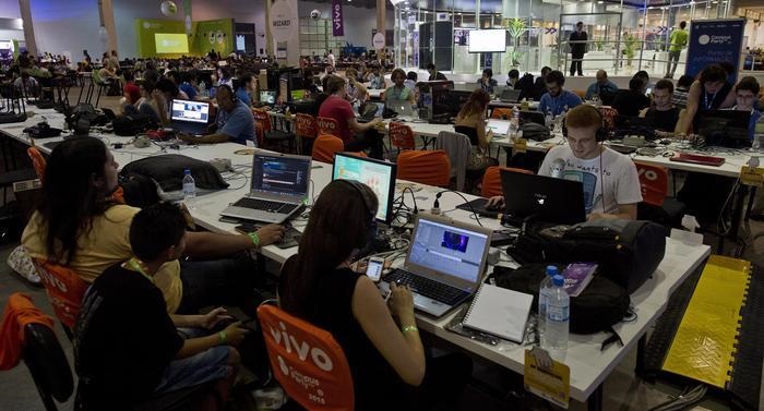 الشركات البرازيلية تكسر حاجز الركود الاقتصادى