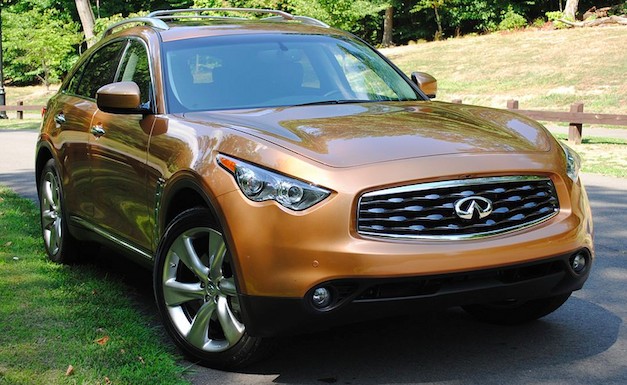 مبيعات انفينيتي التابعة لنيسان تتجاوز 230 ألف سيارة في 2016