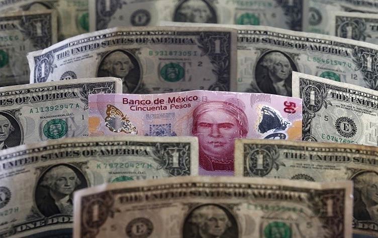 هبوط العملة المكسيكية إلى أدنى مستوى بسبب “ترامب”