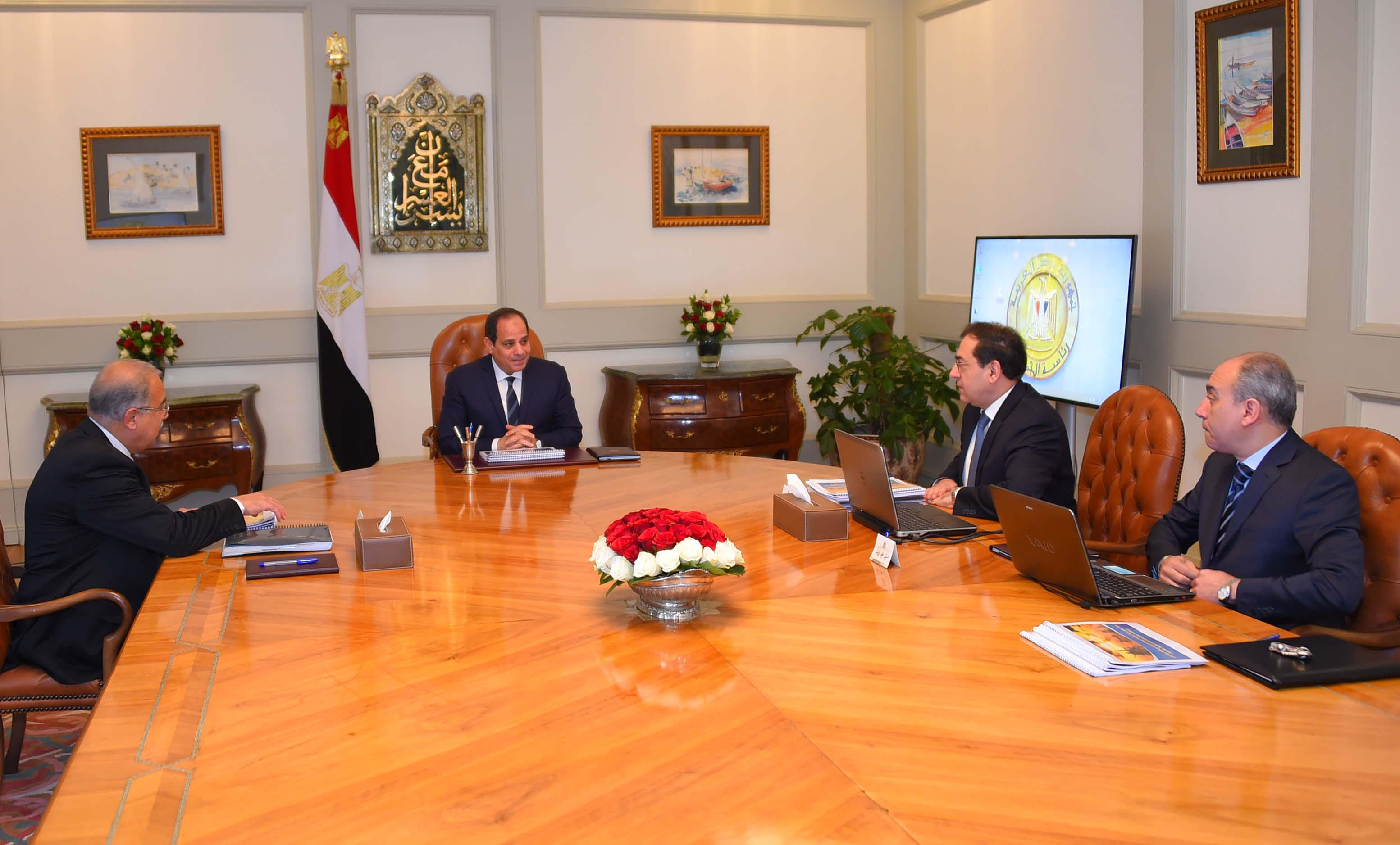 وزير البترول لـ “السيسي” : بدء إنتاج حقول شمال الإسكندرية وظُهر وأتول باستثمارات 31 مليار دولار العام الجاري