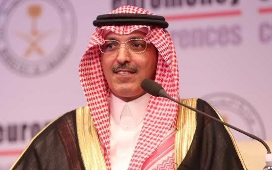 وزير المالية السعودي يستبعد تأثر الخدمات العامة بخفض ضريبة  النفط