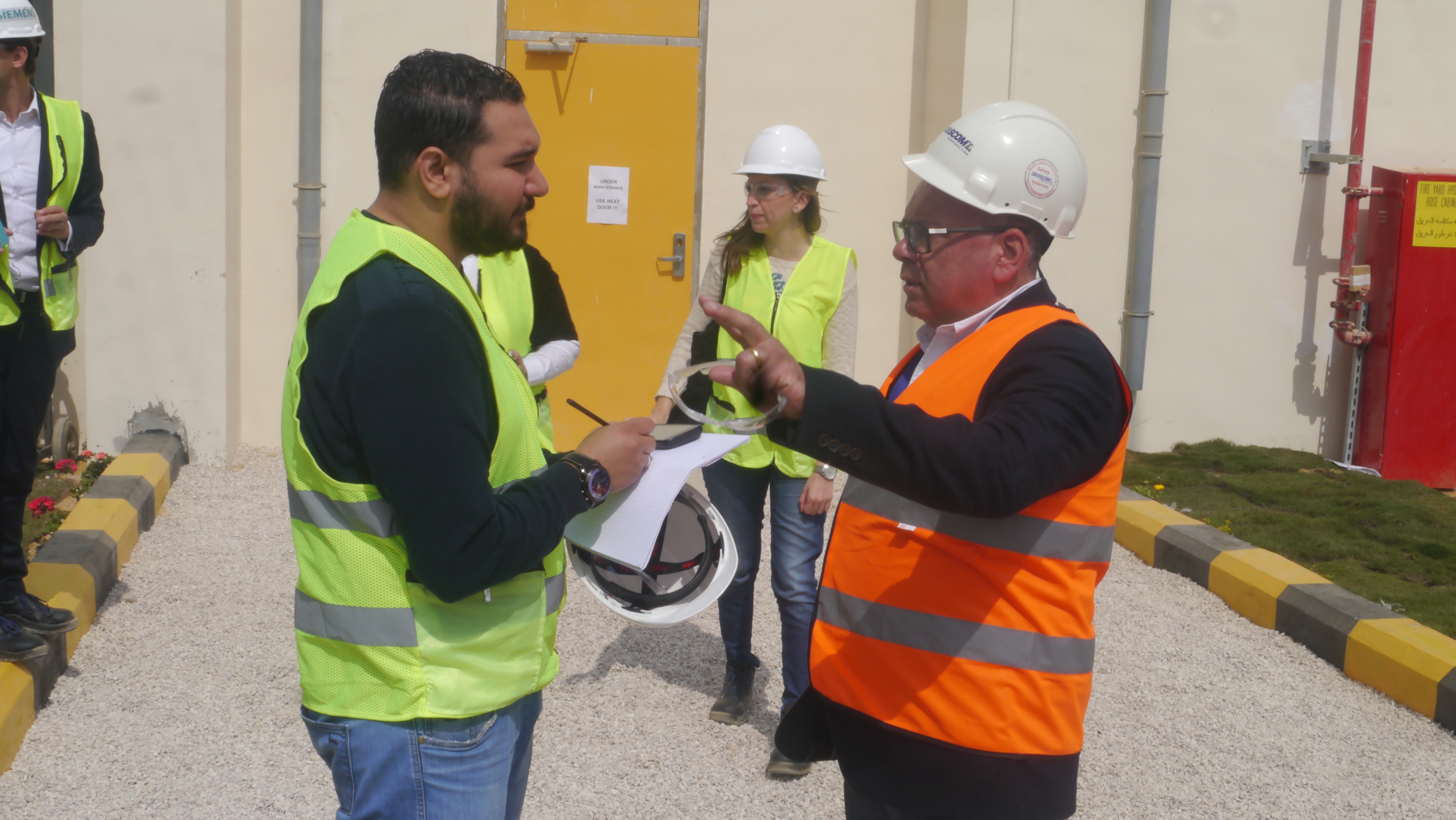 «البورصة» داخل محطة كهرباء العاصمة الإدارية قبل افتتاحها