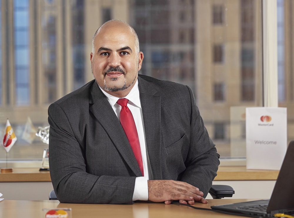 “ماستركارد” تتعاقد مع 3 بنوك لتوفير “MPOS” بديلاً لماكينات نقاط البيع العام الجارى