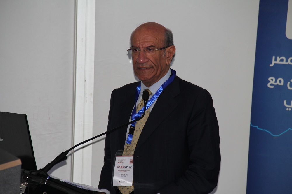 عبدالشافى: اتجاه حكومى لخصم 40% من التكاليف الاستثمارية لمشروعات المدينة الطبية بالسويس