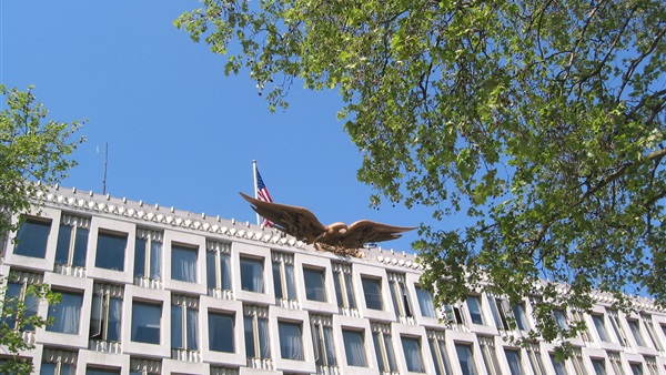 السفارة الأمريكية بالقاهرة تدين الهجوم على كنيسة مارجرجس بطنطا