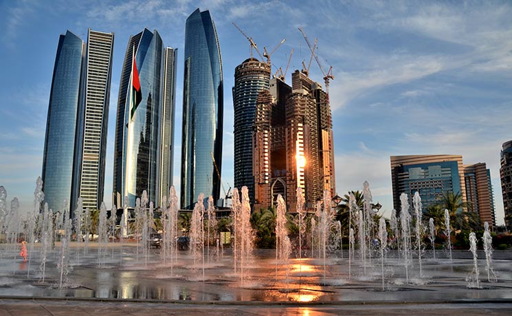 18 مليار درهم تصرفات عقارات دبي بنمو 31% خلال أبريل