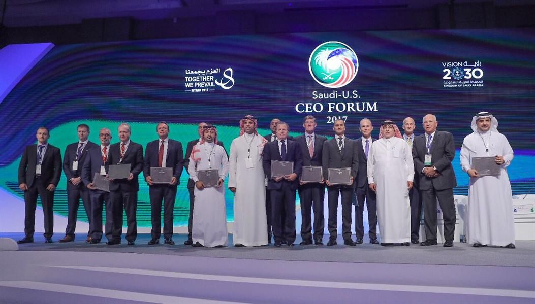 وزارة التجارة السعودية: الشركات الأمريكية ملزمة بتعيين المواطنين وتصنيع 30% في المملكة