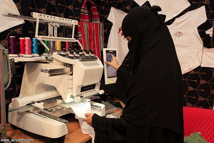 الكويت تمنح تراخيص ممارسة 18 نشاطا من المنزل الأسبوع المقبل