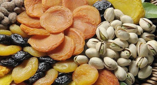 محلات العطارة تخفض حجم عبوات الياميش لمواجهة الركود