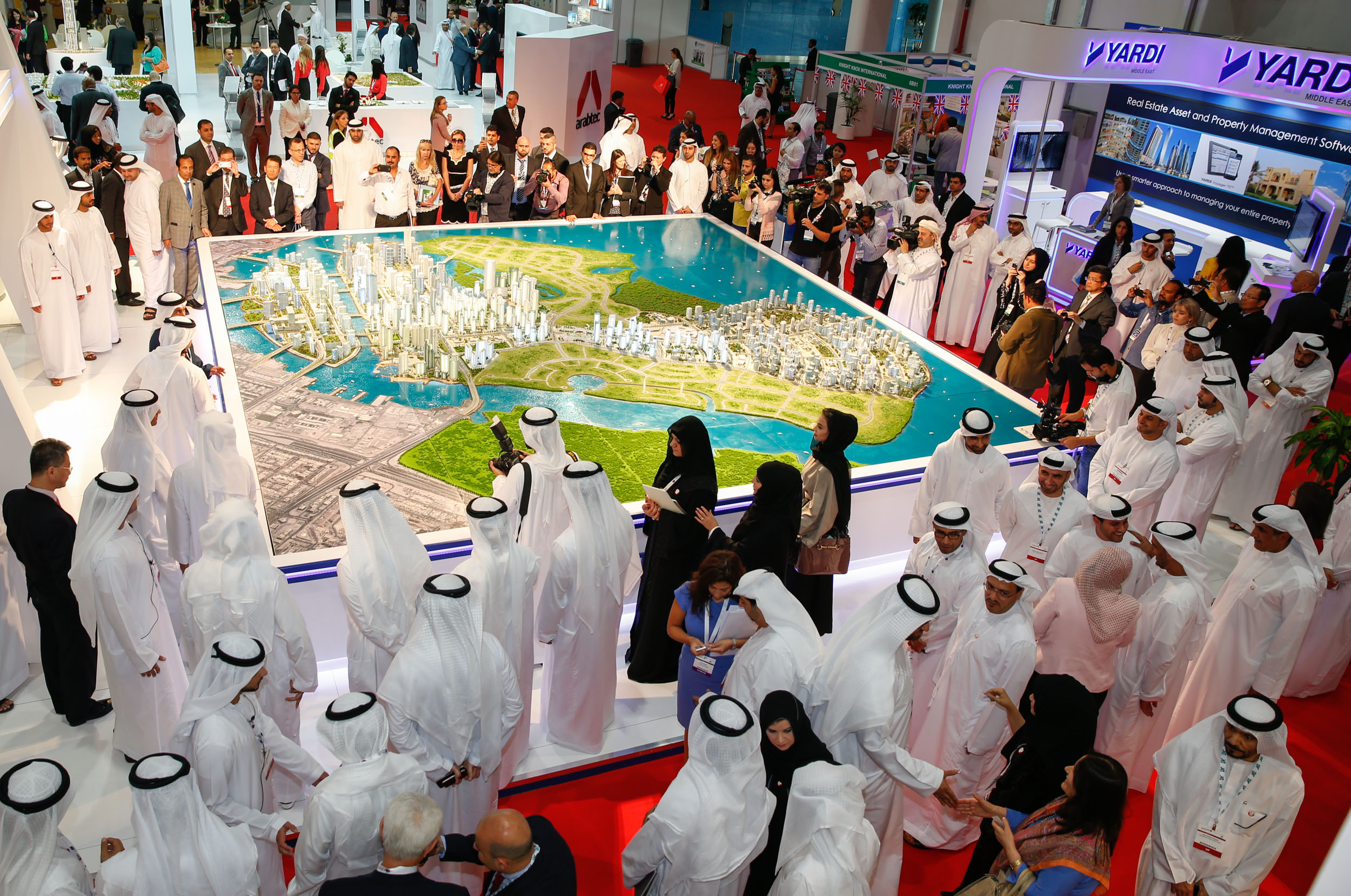 820 مليون درهم عمولات الوسطاء العقاريين في دبي خلال 6 أشهر