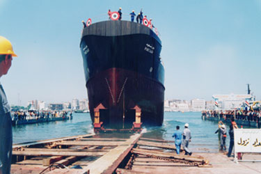 “التمساح” تدرس بناء 10 ناقلات لصالح الهيئة العامة للبترول