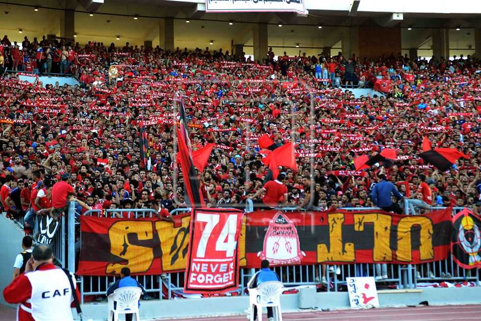 20 سيارة اسعاف تؤمن نهائى أفريقيا اليوم