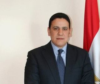 “الاتصالات” تبحث مع “التجارة” فرص الشركات الصغيرة بالخارج