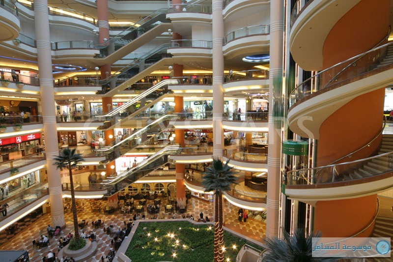 مجمع-تجاري - صورة ارشيفية