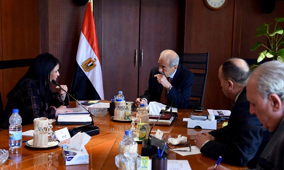 مجلس الوزراء ووزيرة السياحة