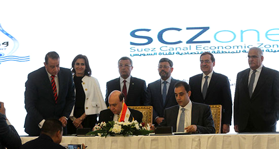 توقيع عقد إنشاء مجمع للبتروكيماويات بالعين السخنة باستثمارات 11 مليار دولار