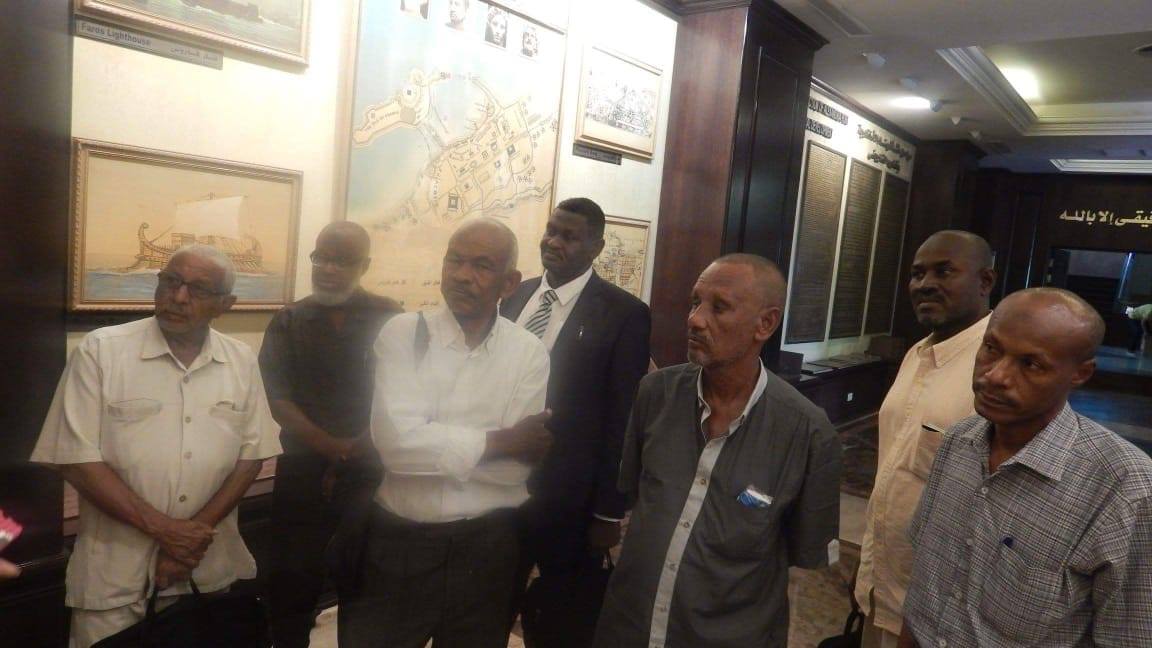 ميناء الإسكندرية يستقبل وفداً من بورسودان
