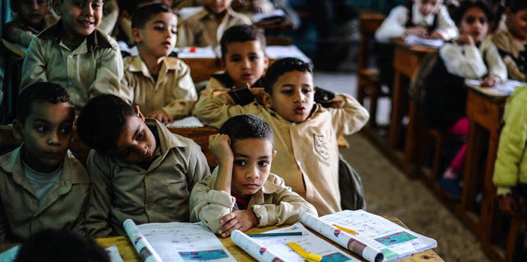 “الأسعار” تهدد موسم العودة إلى المدارس