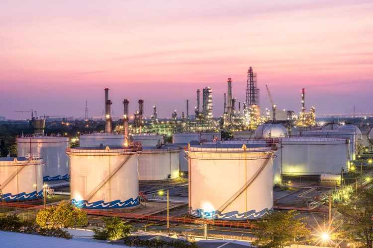 وزير الصحة الأسبق: 70% من الأطفال والسيدات الحوامل يعانون نقص «فيتامين د»