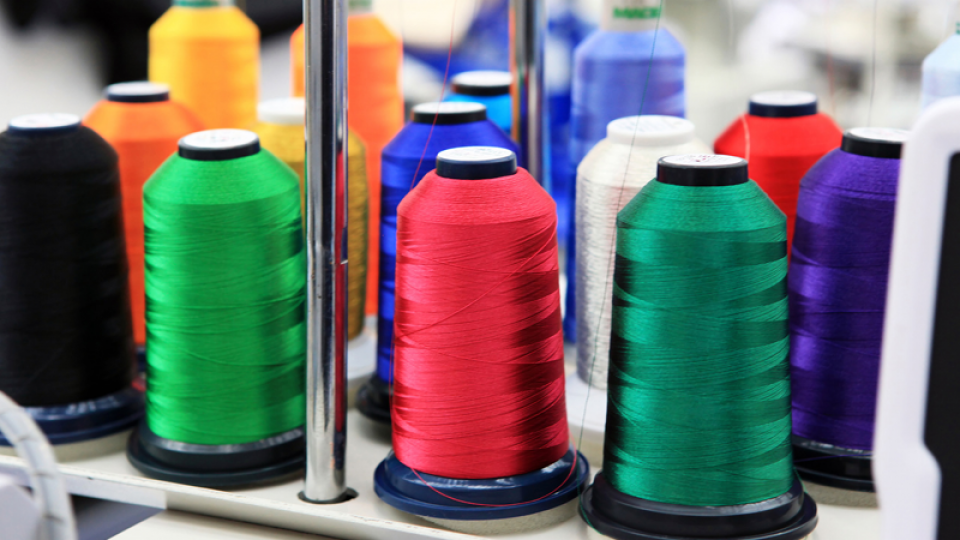 القطن المصرى ؛ الغزل والنسيج ؛ النول ؛ الخيوط ؛ المنسوجات