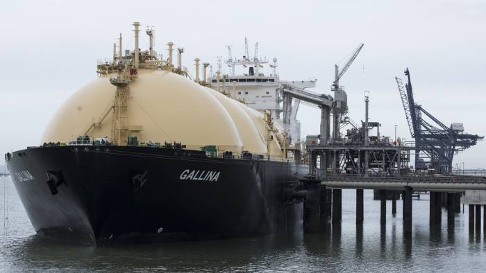 «بلومبرج»: ارتفاع “أسعار البترول” يهدد الإنجازات المالية لمصر فى “الغاز الطبيعى”