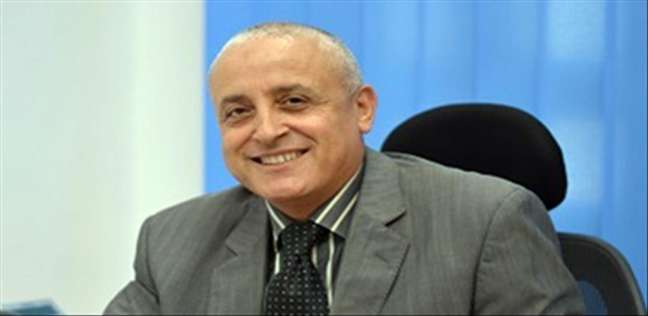 نائب رئيس “المجتمعات العمرانية” يتفقد مشروعات مدينة القاهرة الجديدة