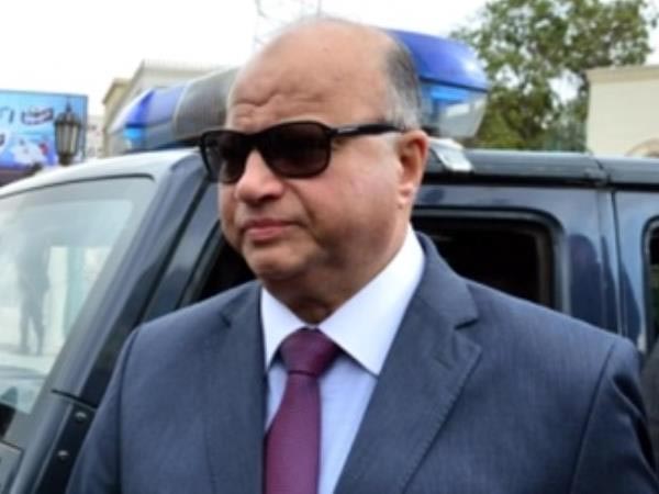 محافظ السويس يتفقد محطة إنتاج وتسمين الدواجن بحي الجناين لبحث تطويرها