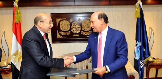 «اقتصادية قناة السويس» توقع اتفاق تسوية مع «إنترناشونال دراج أجينسى» للأدوية