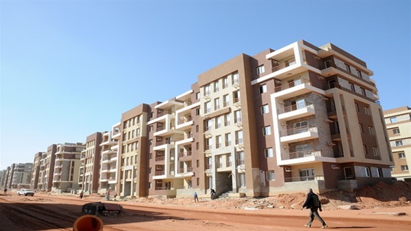 تسليم 120 وحدة بالمرحلة الأولى من “دار مصر” فى “العبور”             