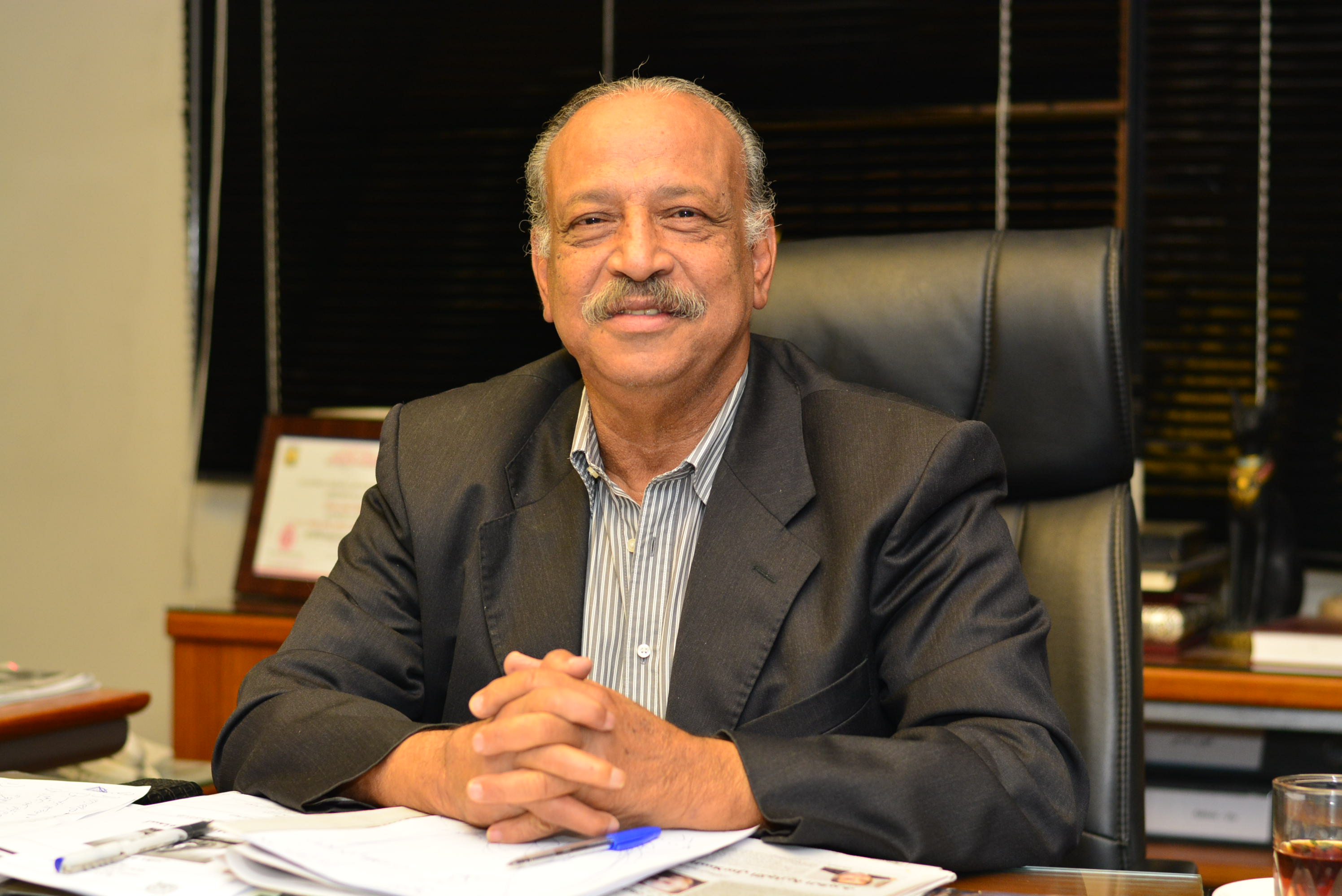 “الوزراء” يحسم مشاركة المطورين فى تنفيذ “اﻹسكان المتوسط” خلال 4 شهور