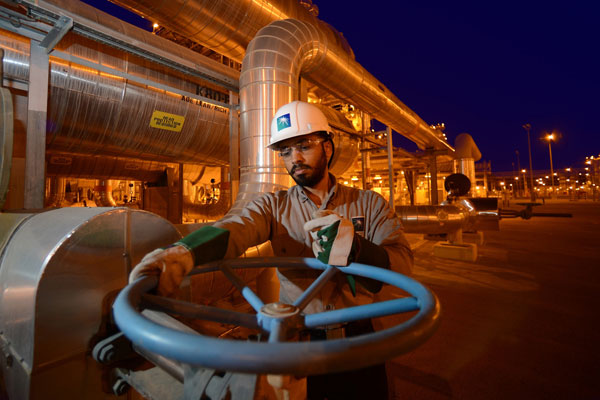 إنتاج السعودية من البترول يتخطى 11 مليون برميل يومياً لأول مرة فى التاريخ