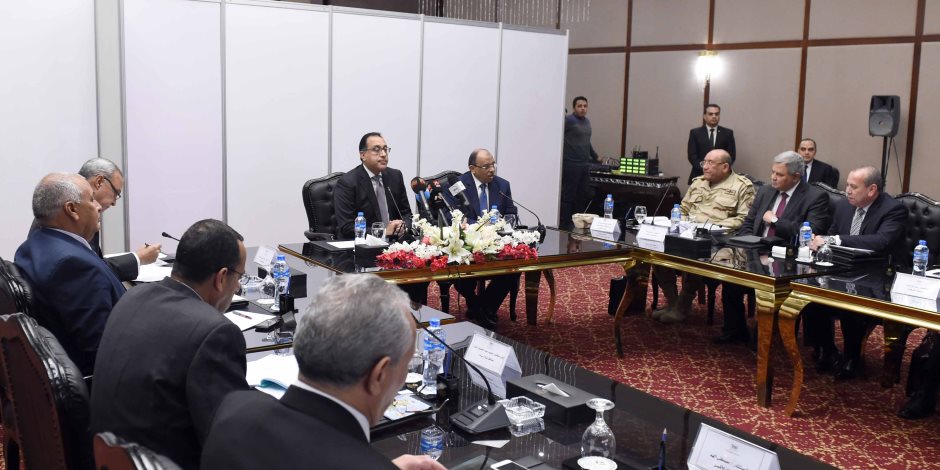 «مجلس الوزراء» يوقف تراخيص «التوك توك» مؤقتاً