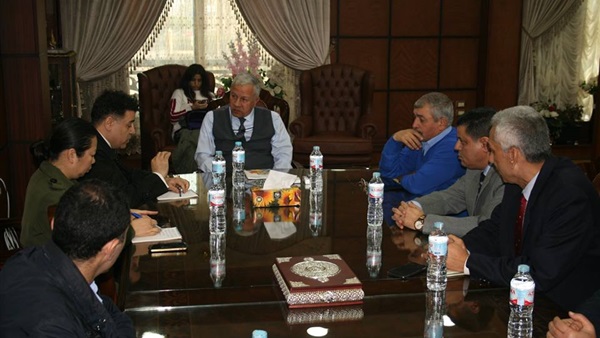 رئيس “ميناء دمياط” يبحث مع وفد “مبادرة طريق الحرير” سبل التعاون المشترك