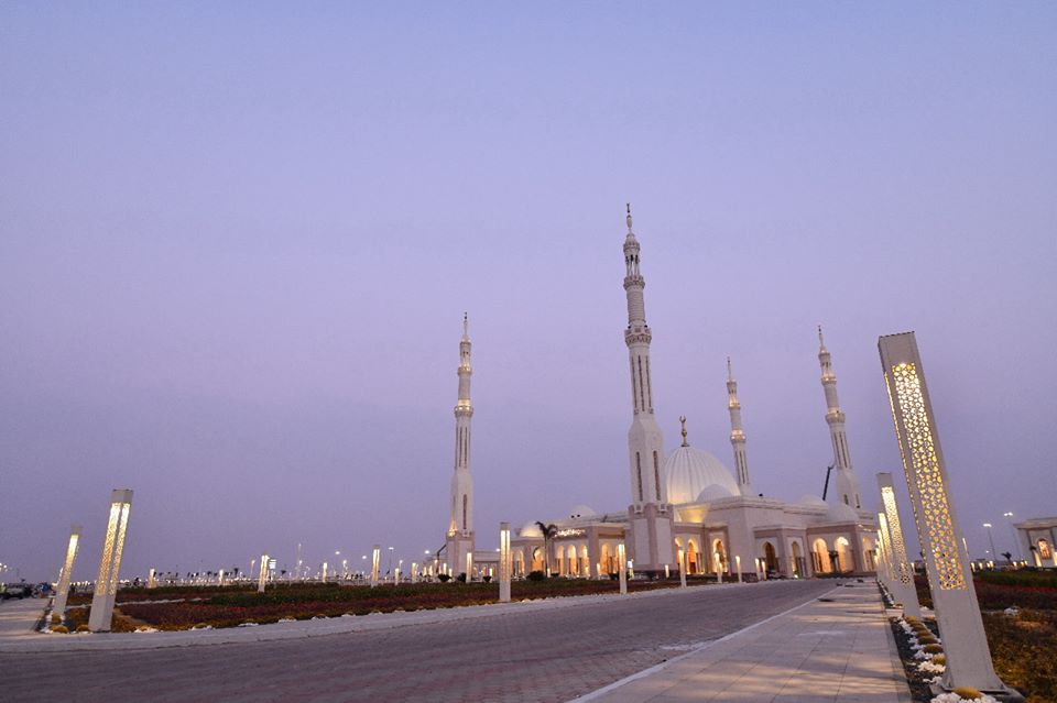 مسجد الفتاح العليم