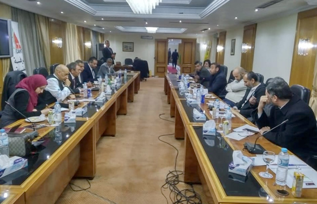 “الملابس الجاهزة” تشكّل لجنة “الفرنشايز” للترويج للمنتجات خارجياً