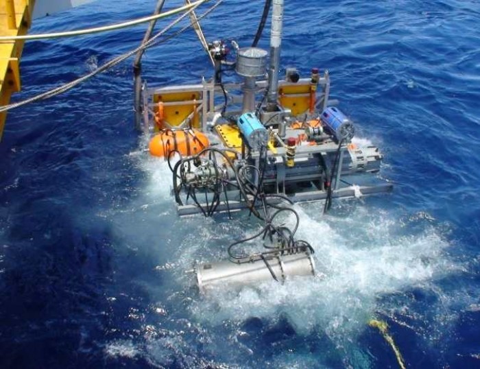 استثمارات التعدين تحت سطح البحر تجذب رؤوس الأموال