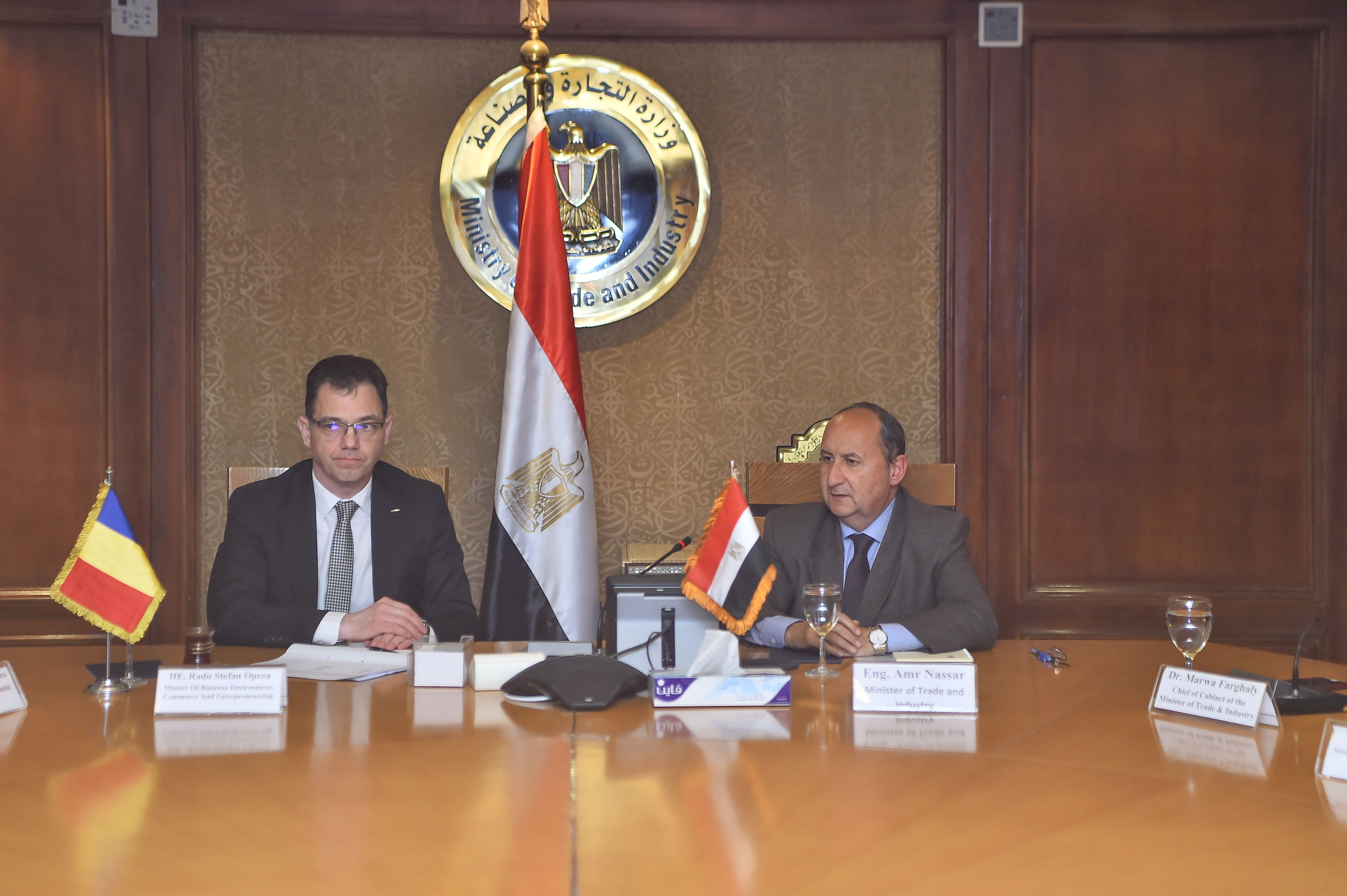 “وزير التجارة”: 750 مليون دولار حجم التبادل التجاري بين مصر ورومانيا خلال 2018