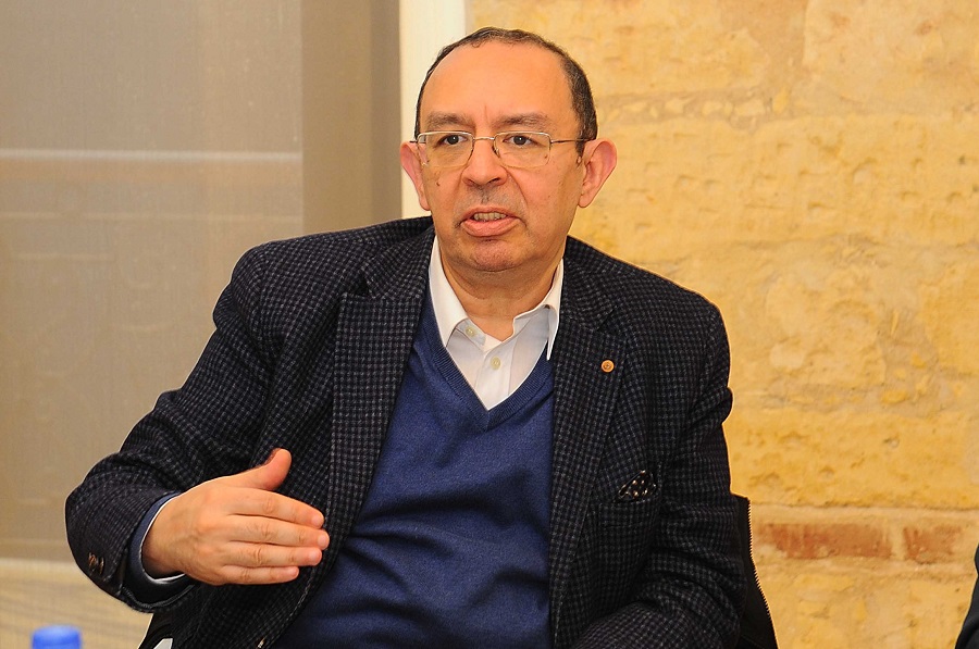 عمرو حسانين رئيس شركة ميريس للتصنيف الإئتماني