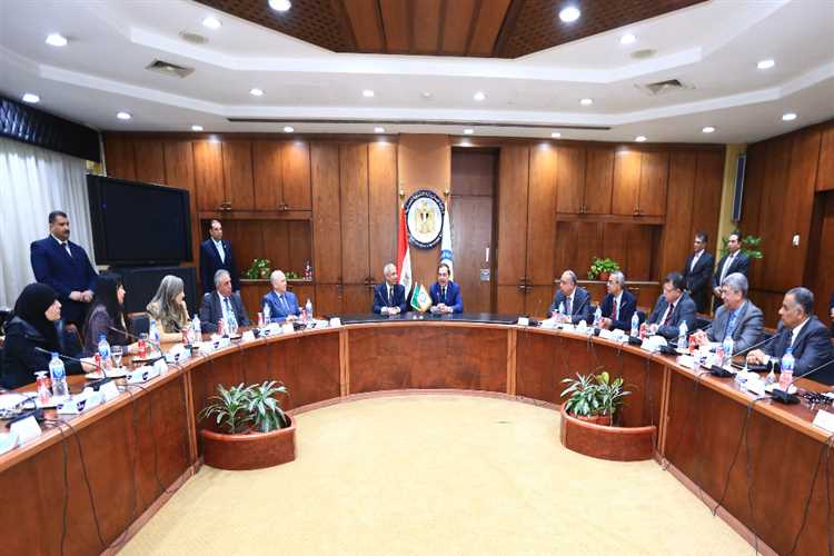 توقيع بروتوكولي تعاون بين “إنبي” و”بتروجيت” و”الأكاديمية العربية للعلوم والتكنولوجيا”