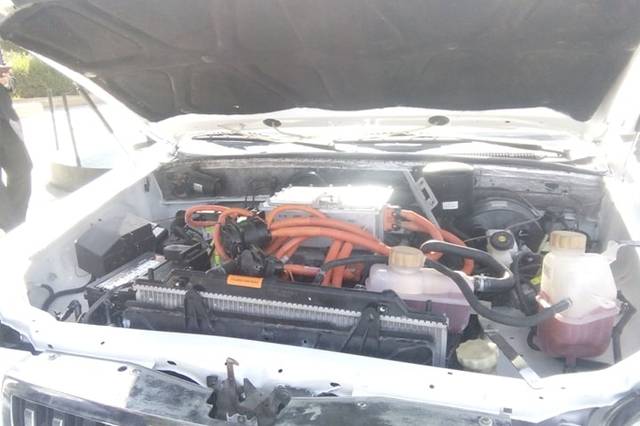 «درشال» و«الهندسية» تحتفلان بتحويل أول سيارة ديزل إلى كهربائية