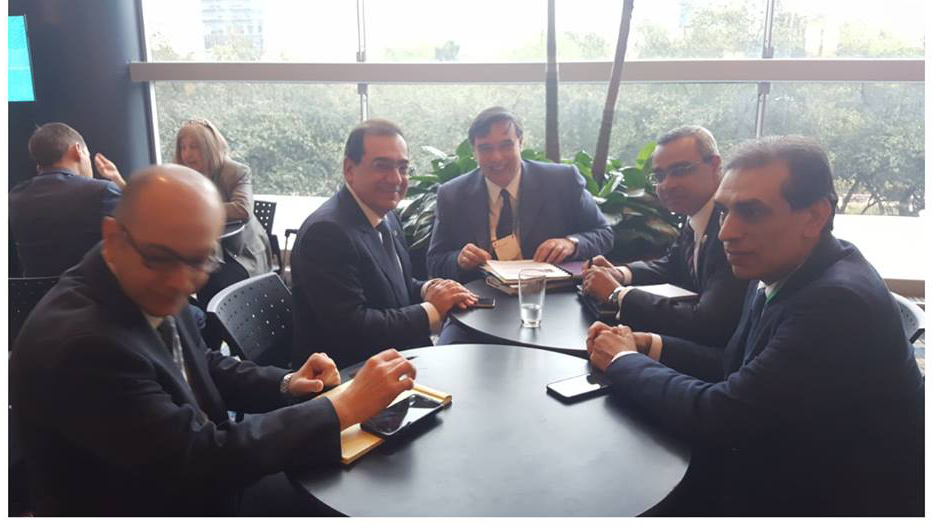 “الملا” يبحث مع البنك الدولي سبل الدعم لإنشاء البنية التحتية لخطوط أنابيب الغاز