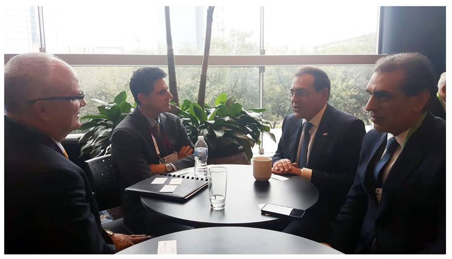 “الملا” يلتقى برئيس شركة “نوبل إنرجي” على هامش فعاليات ملتقى “سيرا ويك”