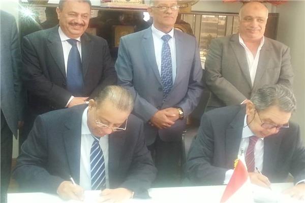 بروتوكول تعاون بين ” الضرائب” والغرفة التجارية ببورسعيد