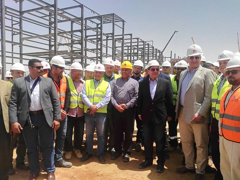 2.3 مليار دولار استثمارات تنفيذ مشروعين لتكرير البترول فى أسيوط