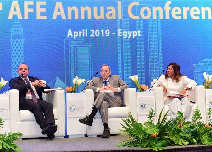 خبراء يضعون خارطة طريق مستقبل القيد فى البورصات