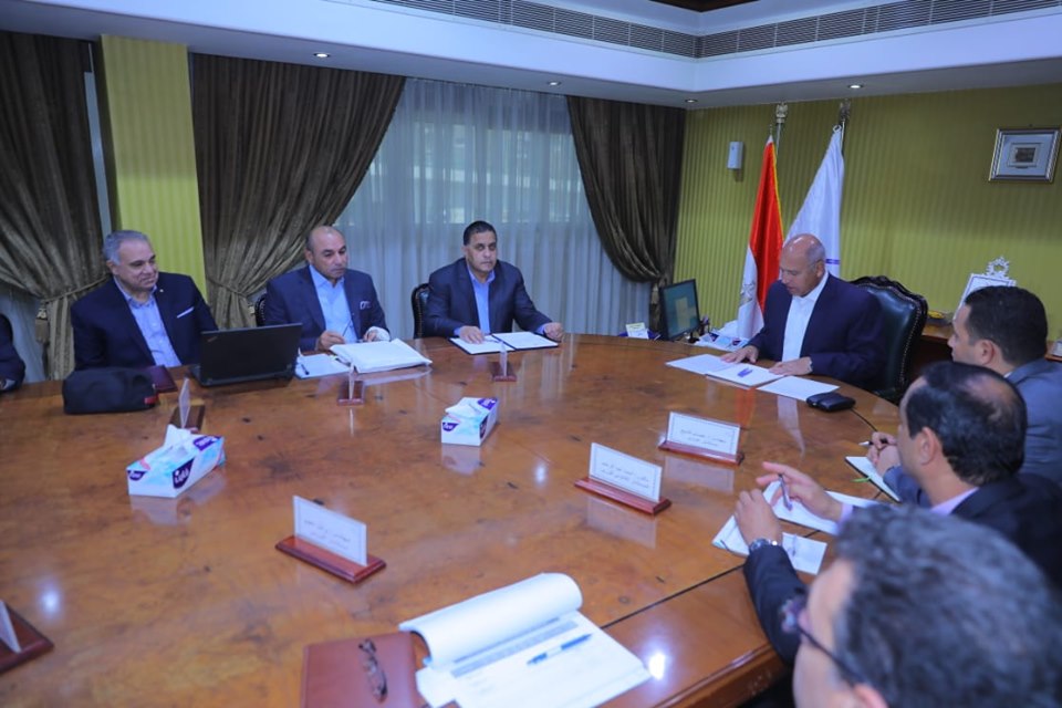 “النقل” تخطط لتدشين مشروعات استثمارية في أملاك السكك الحديدية