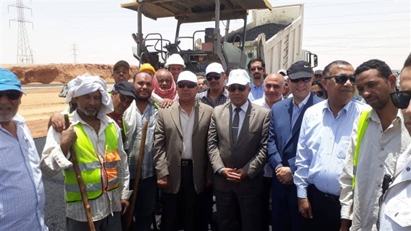 “النقل” تنفذ 8 محاور على النيل فى صعيد مصر بتكلفة 11 مليار جنيه