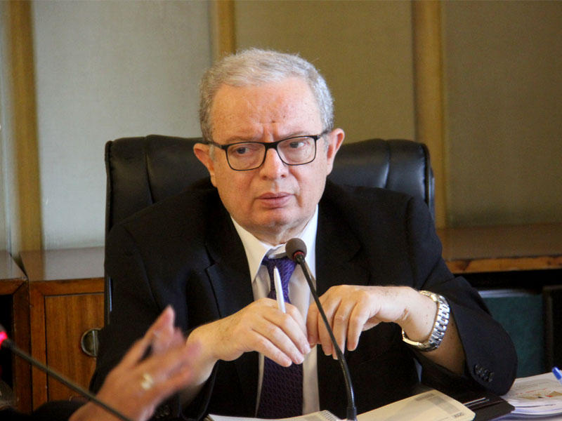 لجنة برلمانية توصى بزيادة الحد الأقصى للأجور