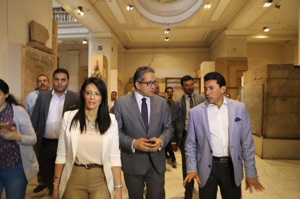 وزراء الرياضة والآثار والسياحة يفتتحون معرض “الرياضة عبر العصور” بمناسبة استضافة كأس الأمم الافريقية 2019
