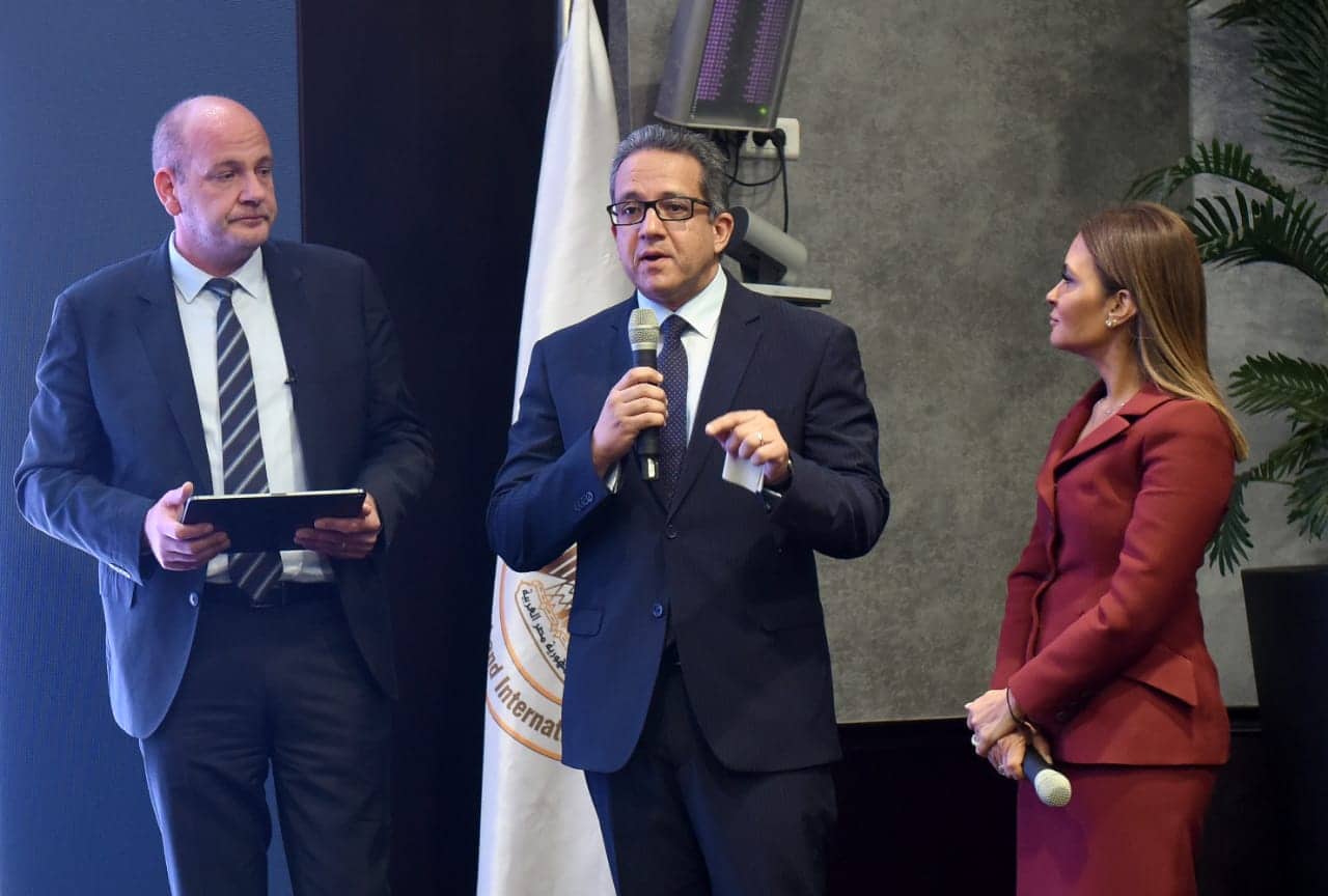 الحكومة تخطط لطرح إدارة خدمات معبدي “الكرنك” و”فيلة” للقطاع الخاص